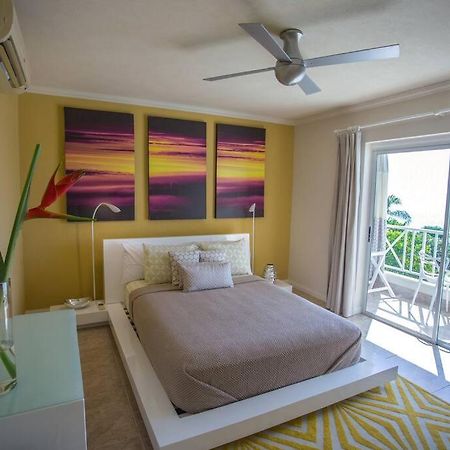 Designer Penthouse - Stunning Property With Amazing Views Saint James Exterior photo