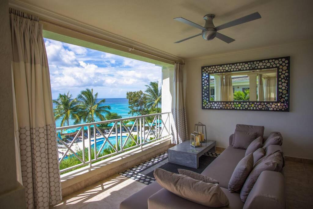 Designer Penthouse - Stunning Property With Amazing Views Saint James Exterior photo